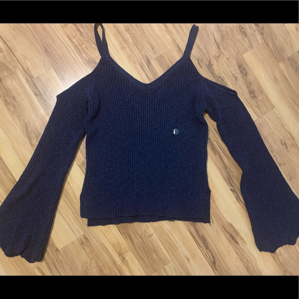 Aeropostale cold shoulder sweater XL
